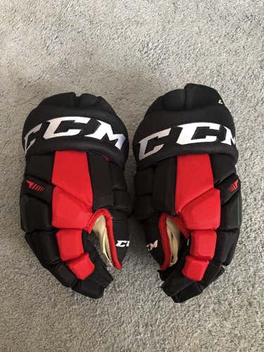 CCM HGTK Tacks Pro Stock Hockey 14” Gloves Nick Schmaltz Chicago Blackhawks