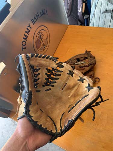 High School/College Right Hand Throw Pro Preferred 11.5" Baseball Glove