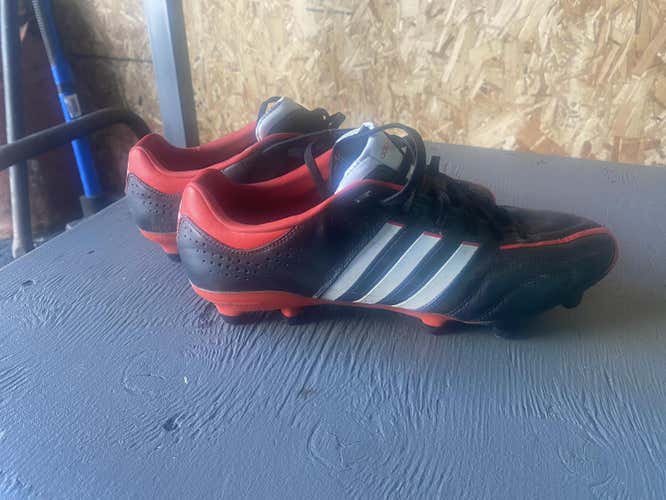 Adidas 11pro Size 10 men’s