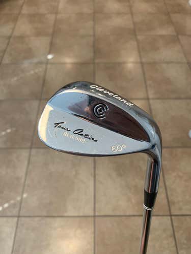 Men's Right Handed Wedge Flex Steel Shaft 588 Chrome Wedge