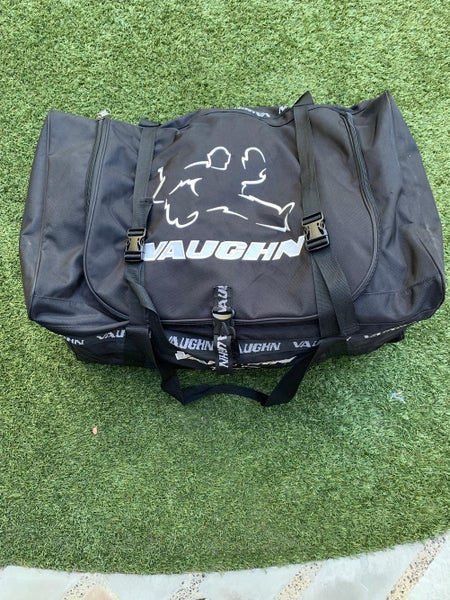 Vaughn VE8 Pro Vaughn Senior Goalie Wheeled Equipment Bag - Like new condition