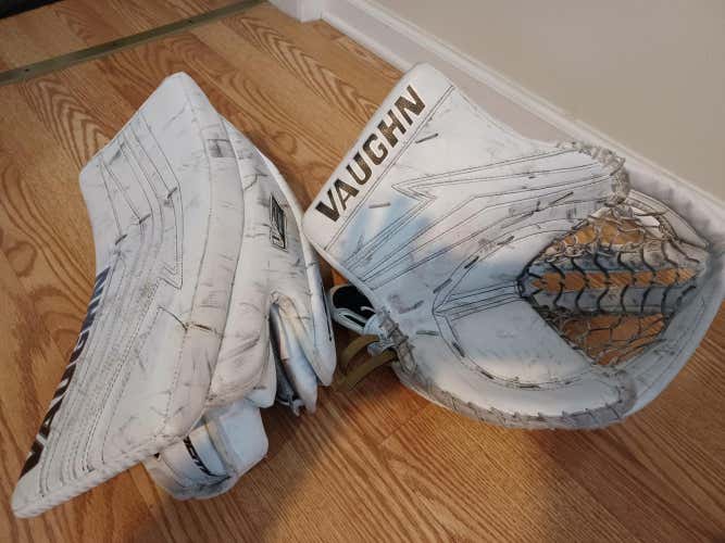 White Used Senior Vaughn Regular V9 XP pro