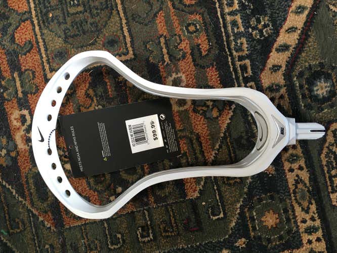New Nike CEO 2 Head. Mid / FOGO