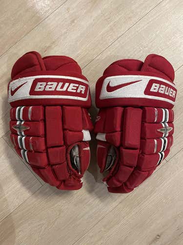 Nike Bauer 4 roll hockey gloves size 14