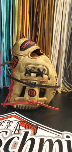 Wilson A2000 Glove