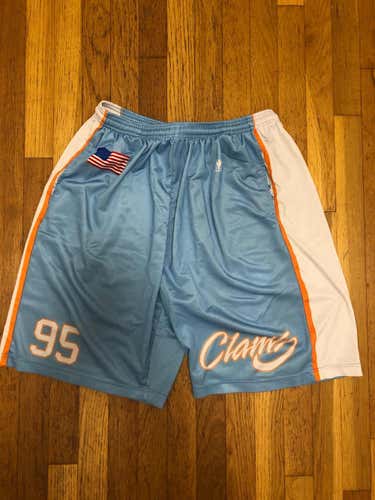 Clams Shorts (Size XL)