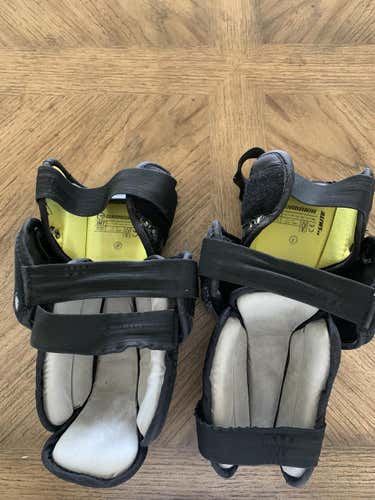 Warrior goalie knee pads
