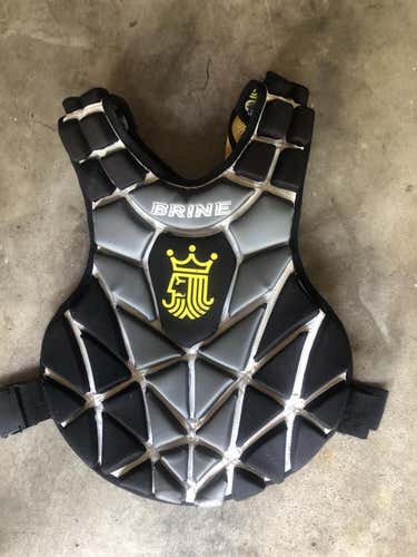 Black Used One Size Fits All Brine King Chest Protector