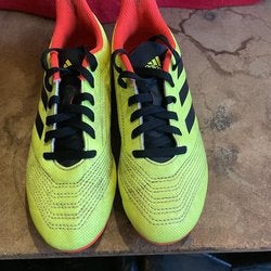 Green Unisex Molded Cleats Adidas Predator 19.1 Cleats