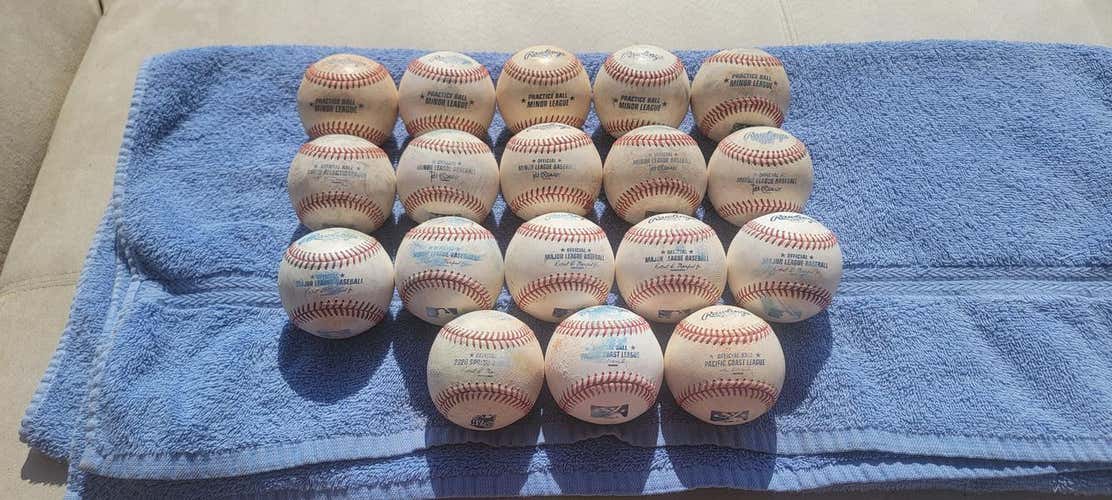 Used Rawlings Baseballs 18 Pack