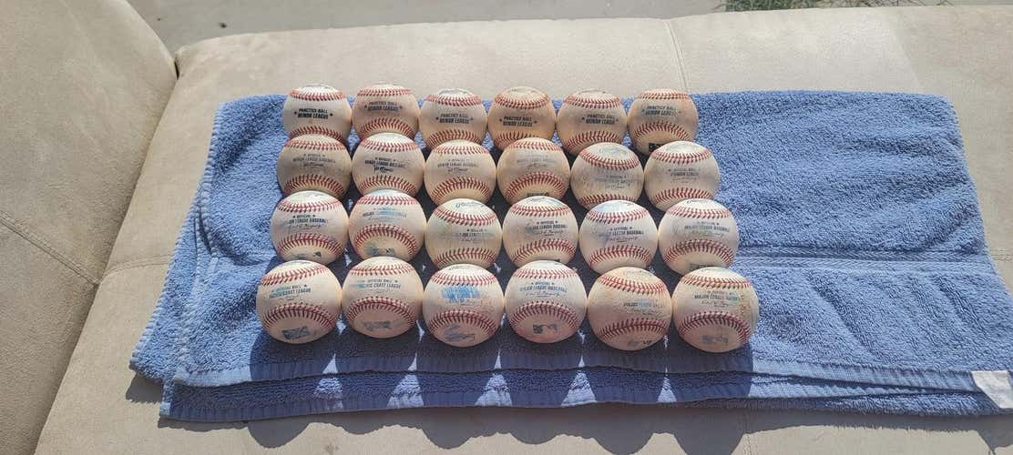 Used Rawlings Baseballs 24 Pack (2 Dozen)