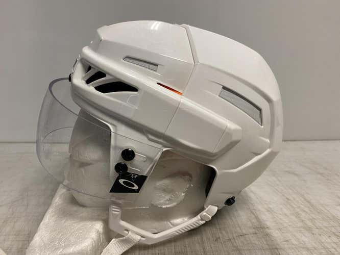 CCM FitlIte 3DS Pro Stock Hockey Helmet Small White Oakley Visor 8266