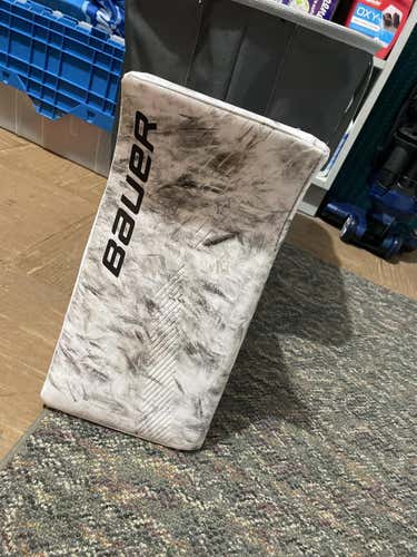 Bauer supreme ultra sonic goalie blocker Senior