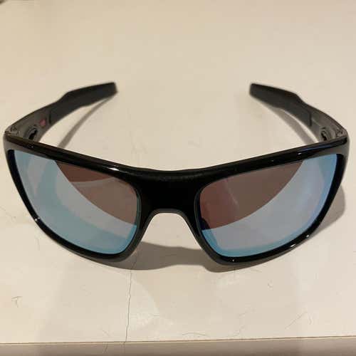 Oakley Turbine - Prizm Deepwater Polarized Lenses