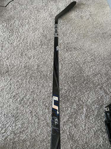 Nathan MacKinnon CCM Ribcor ‘dressed as’ U+ CrazyLight