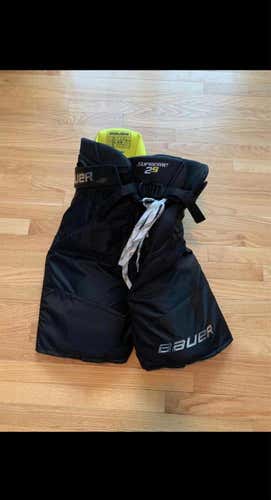 Bauer Supreme 2S hockey pants