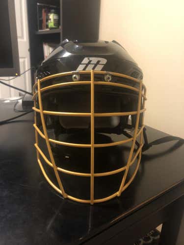 Box Lacrosse Helmet