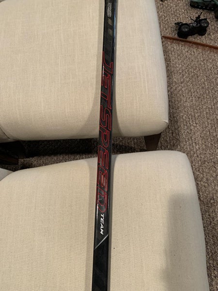 Pro Stock CCM Jetspeed Team Hockey Stick RH P29 85 Flex