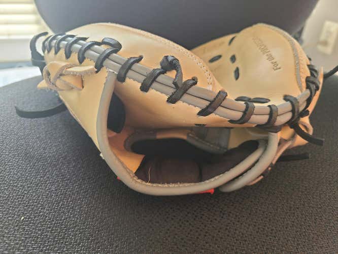 Used High School/College Rawlings Right Hand Throw Catcher's PROCM27TR Baseball Glove
