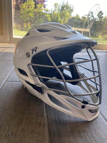 R WHITE HELMET:)