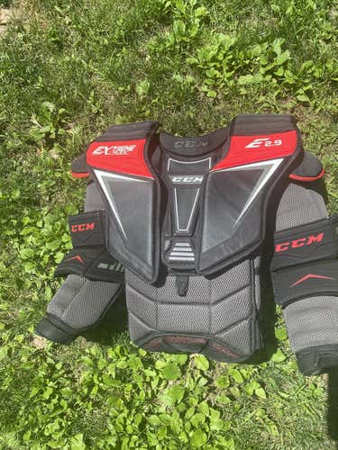 Used Large CCM Extreme Flex Shield E2.9 Goalie Chest Protector