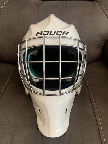 White Used Bauer NME 4 Goalie Mask