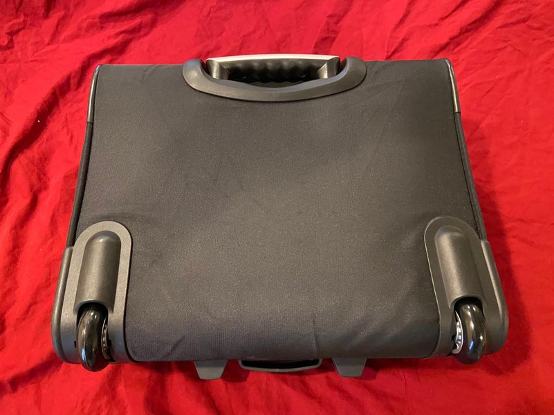 MLB Philadelphia Phillies Rolling Travel Luggage Laptop Overnight Case / Bag,  Black * NEW