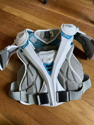 New Medium Maverik Shoulder Pads