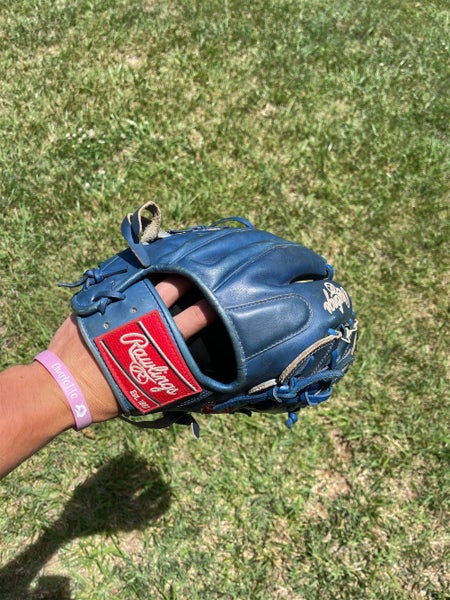 Blue High School/College Pitcher's Heart of the Hide 11.5" Baseball Glove