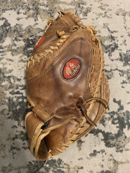 NOKONA CM275-W FASTPITCH CATCHERS MITT professional model