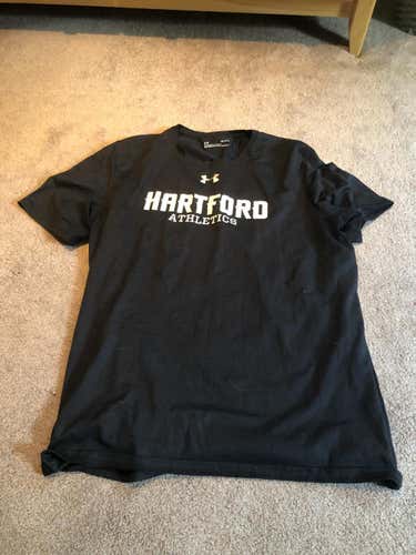 Black Used Large Under Armour Shirt