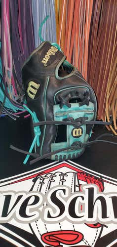 Wilson A2000 1786 Glove