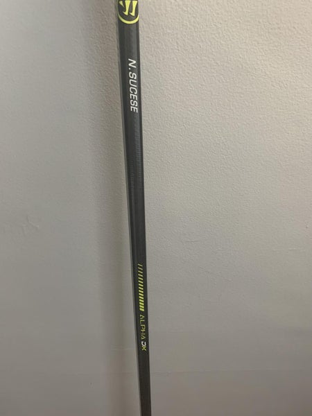 Senior Left Hand Toe Pattern Pro Stock Alpha DX Hockey Stick