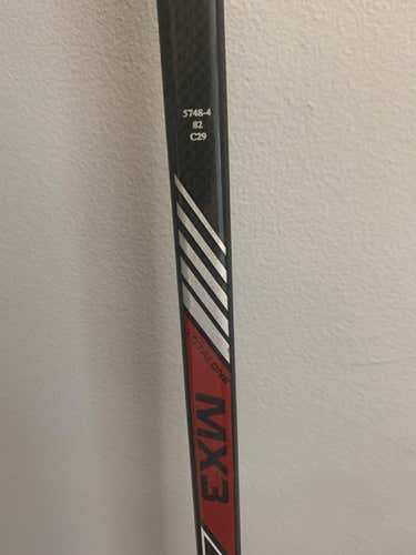 Senior Left Hand Toe Pattern Pro Stock Supreme MX3 Hockey Stick