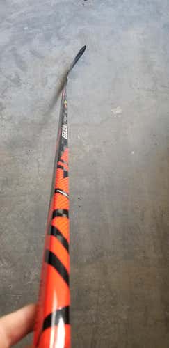 New Senior Bauer Left Handed Vapor Flylite Hockey Stick P92M 77 Flex