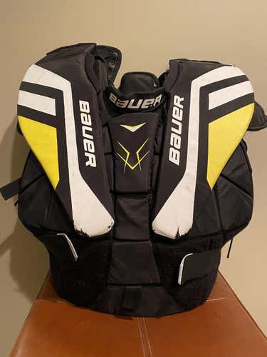 Medium Bauer Goalie Chest Protector