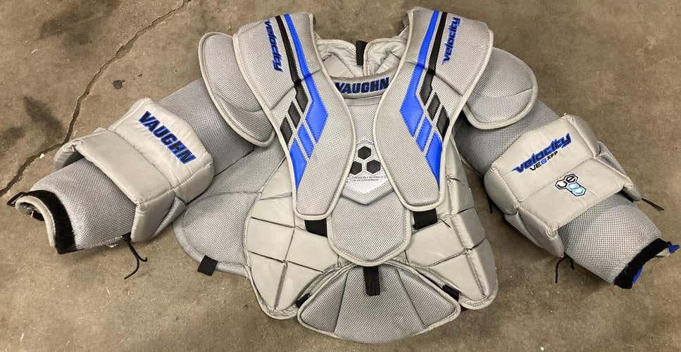 Used Medium Vaughn  Velocity 8 xfp Goalie Chest Protector