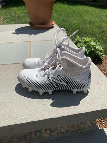 Used New Balance Freeze Size 6