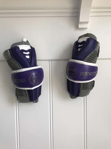 Team Issued Maverik Rome Arm Pads