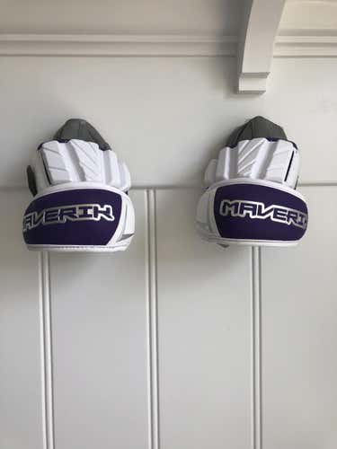 Team Issued Maverik Max Elbow Pads