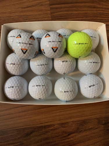 15 TaylorMade TP5/X Golf Balls