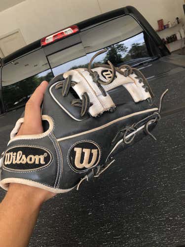 Black High School/College Infield 11.25" A2000 Baseball Glove