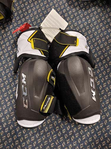 Senior New Medium CCM Super Tacks Elbow Pads