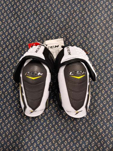 New Senior Medium CCM Ultra Tacks Elbow Pads