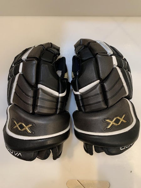 Nike Bauer Vapor XX Air zoom hockey gloves