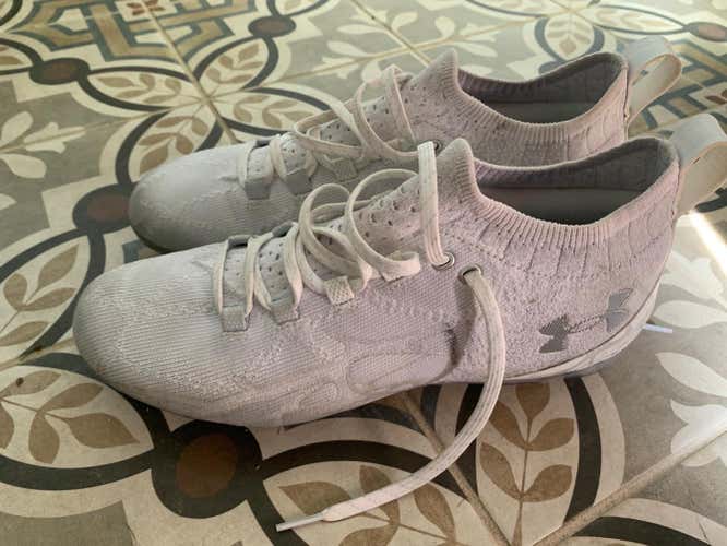 Under Armour Command pro cleats