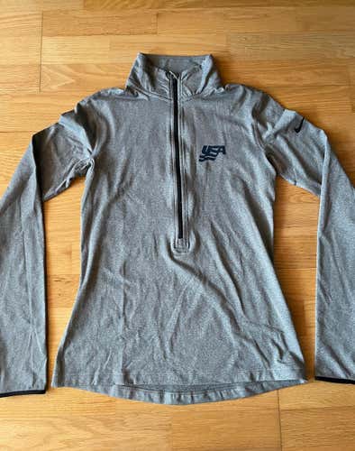 Pro Stock USA Hockey Nike 1/4 Zip Shirt - WMNS M