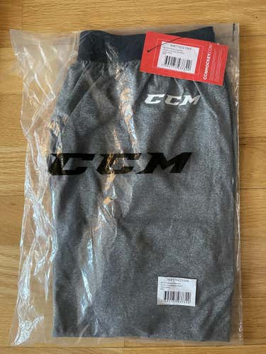 CCM Loose Fit Pants - Size M