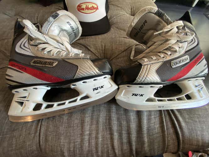 Used Bauer Regular Width  Size 6.5 Vapor X2.0 Hockey Skates
