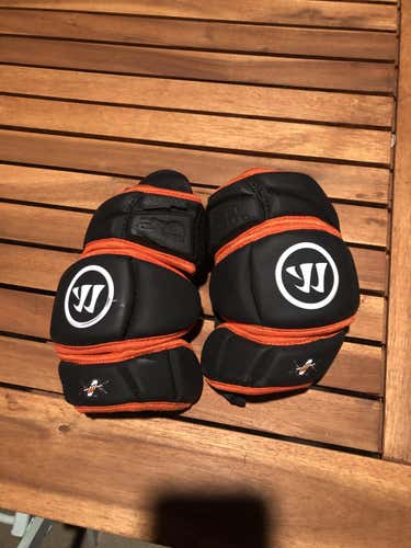 Outlaws Warrior Evo Pro Elbow Pads
